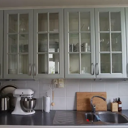 Central Apt In Residential Area-pro Managed Bergen