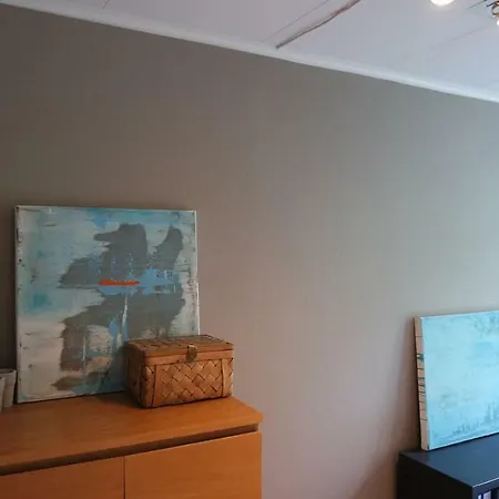 Central Apt In Residential Area-pro Managed Bergen